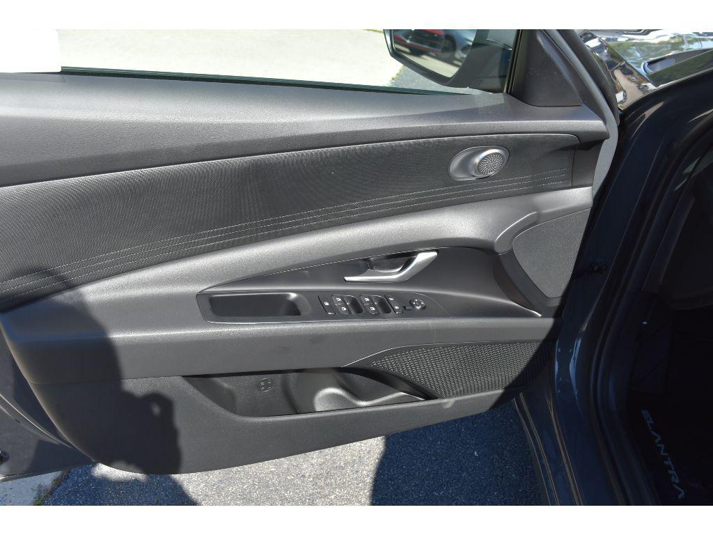 new 2025 Hyundai ELANTRA HEV car, priced at $27,265