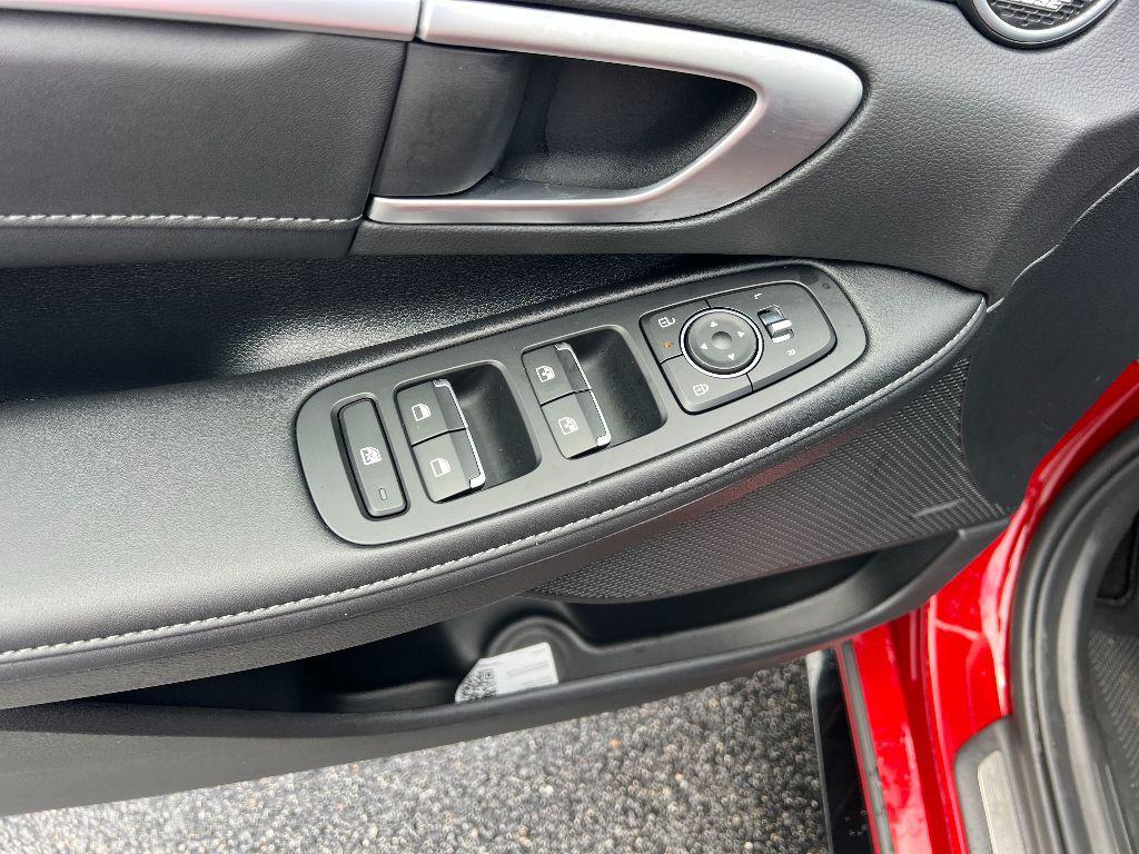 new 2025 Hyundai Sonata Hybrid car, priced at $38,735