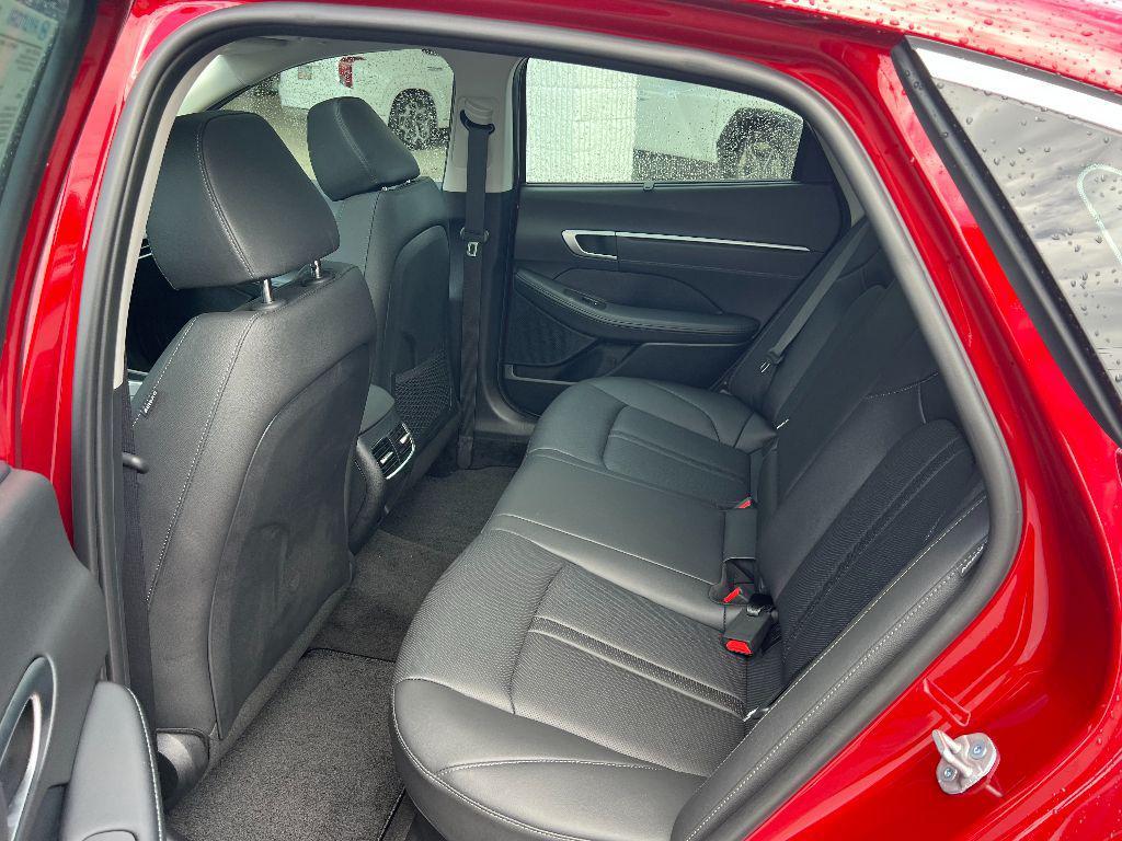 new 2025 Hyundai Sonata Hybrid car, priced at $38,735