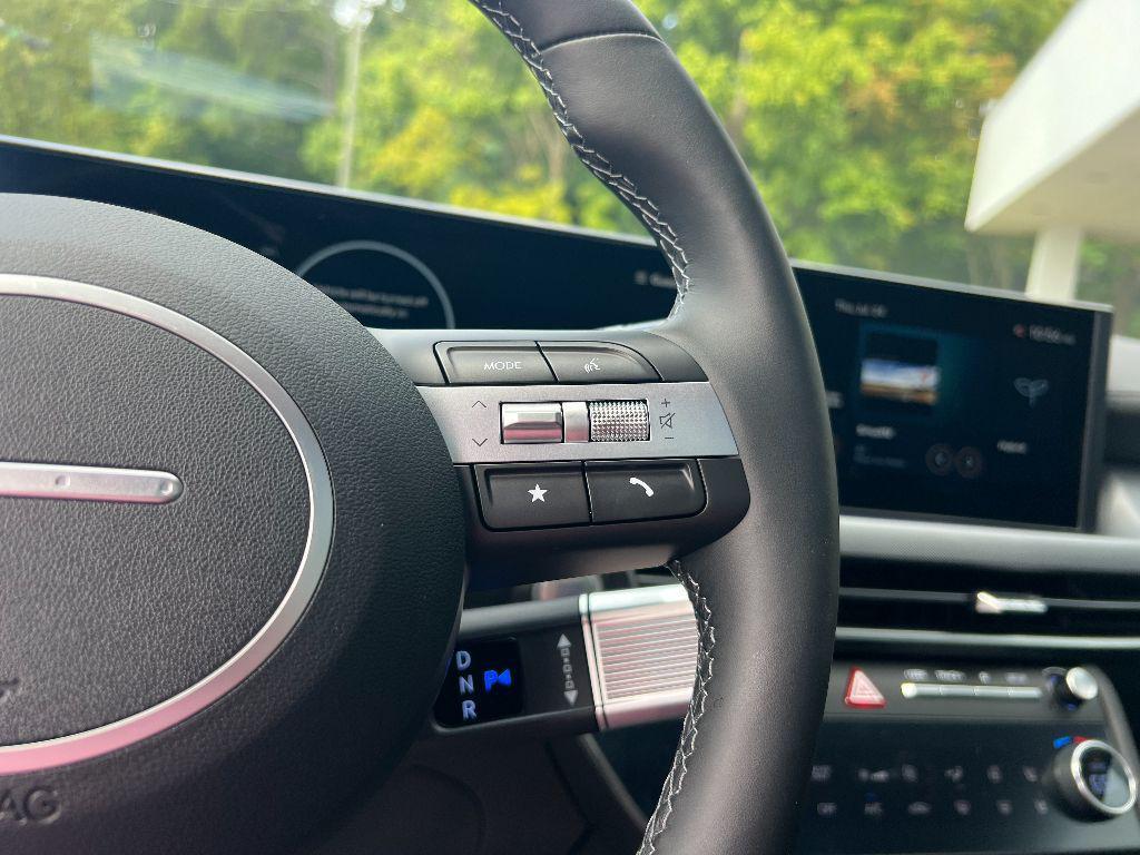 new 2025 Hyundai Sonata Hybrid car, priced at $38,735