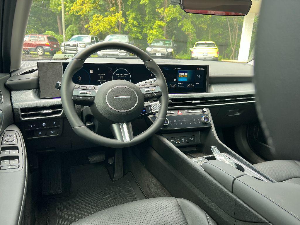 new 2025 Hyundai Sonata Hybrid car, priced at $38,735