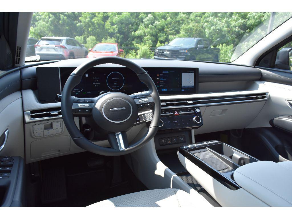 new 2025 Hyundai TUCSON Hybrid car, priced at $37,265