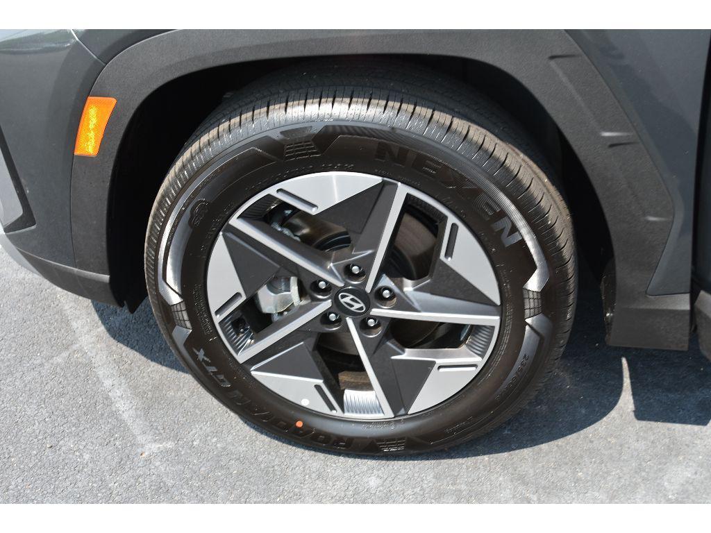 new 2025 Hyundai TUCSON Hybrid car, priced at $37,265