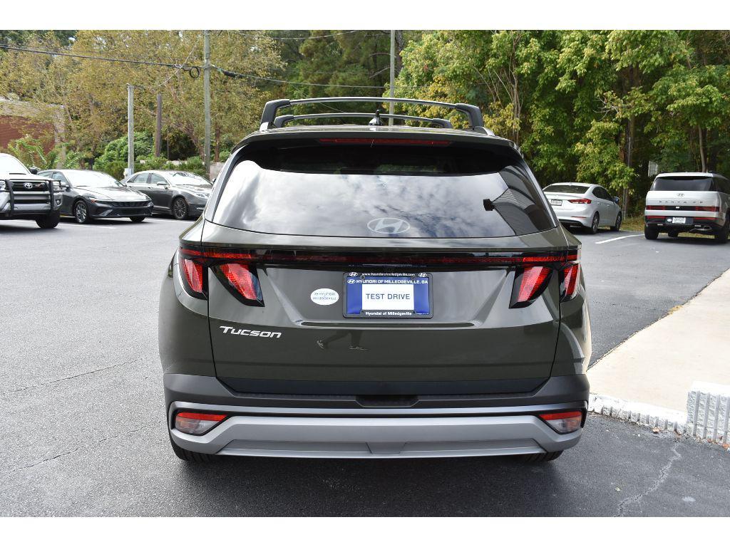new 2026 Hyundai Tucson car, priced at $33,000
