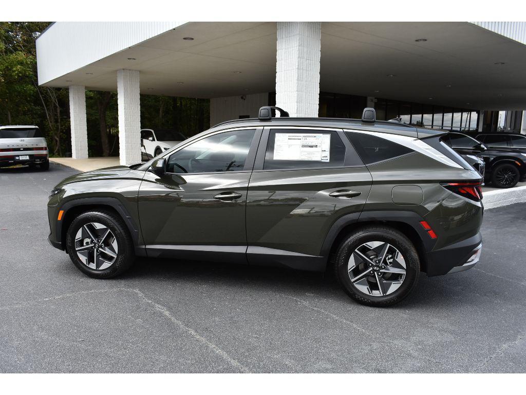 new 2026 Hyundai Tucson car, priced at $33,000