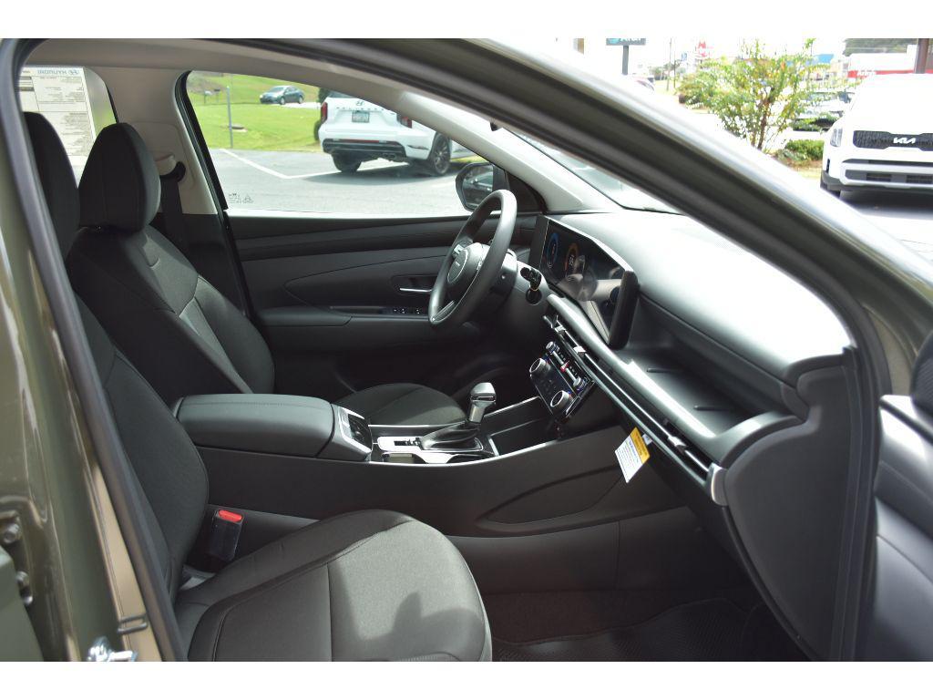 new 2026 Hyundai Tucson car, priced at $33,000