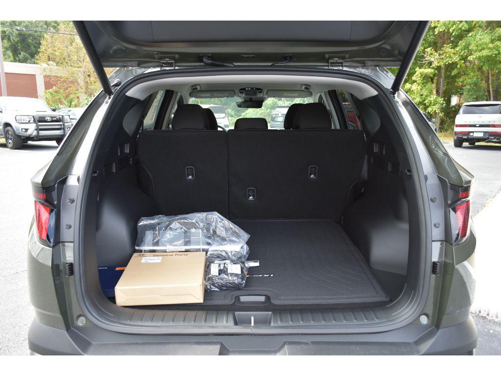 new 2026 Hyundai Tucson car, priced at $33,000