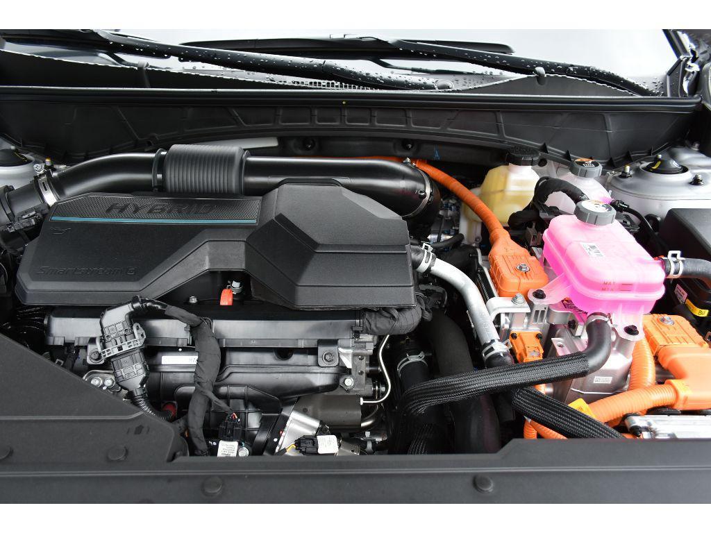 new 2025 Hyundai TUCSON Hybrid car, priced at $33,973