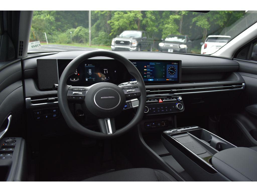 new 2025 Hyundai TUCSON Hybrid car, priced at $33,973