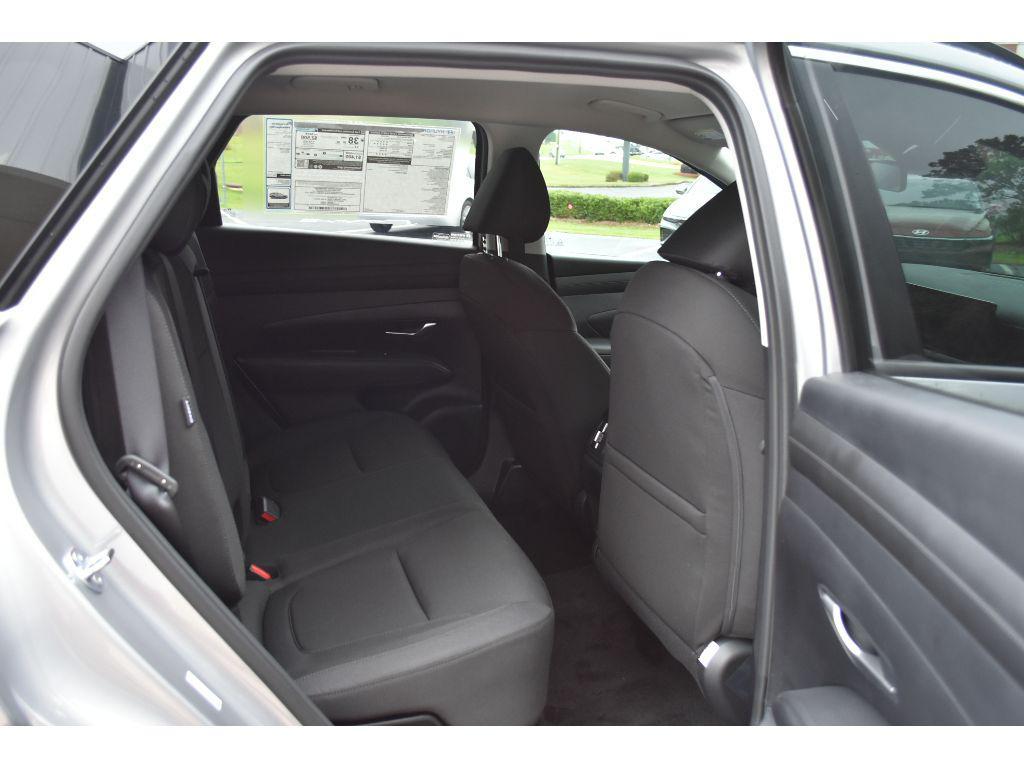 new 2025 Hyundai TUCSON Hybrid car, priced at $33,973