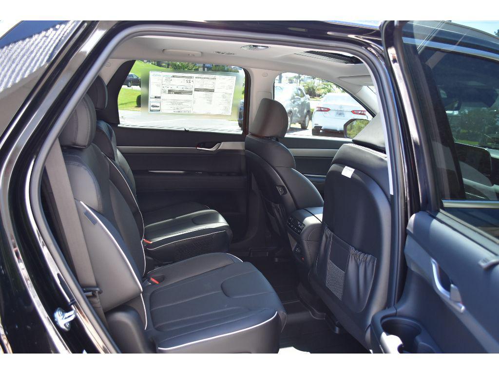 new 2025 Hyundai Palisade car, priced at $45,376
