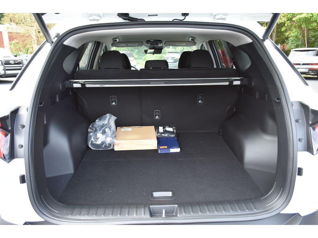 new 2026 Hyundai Tucson car, priced at $33,650