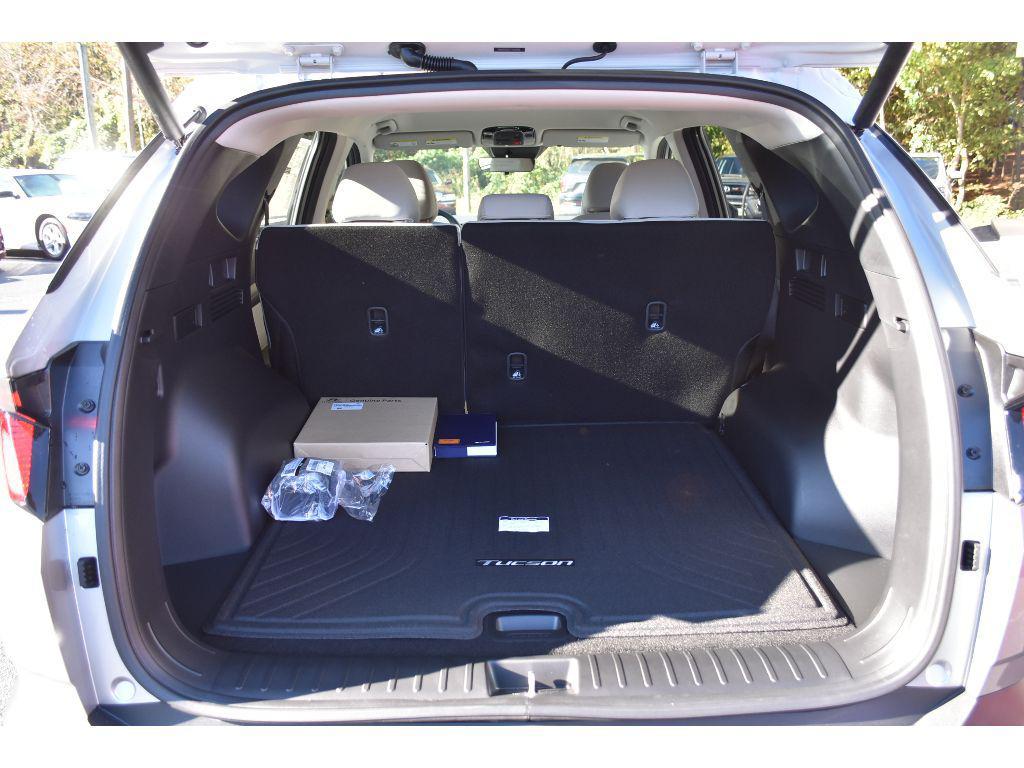 new 2026 Hyundai Tucson car, priced at $33,000