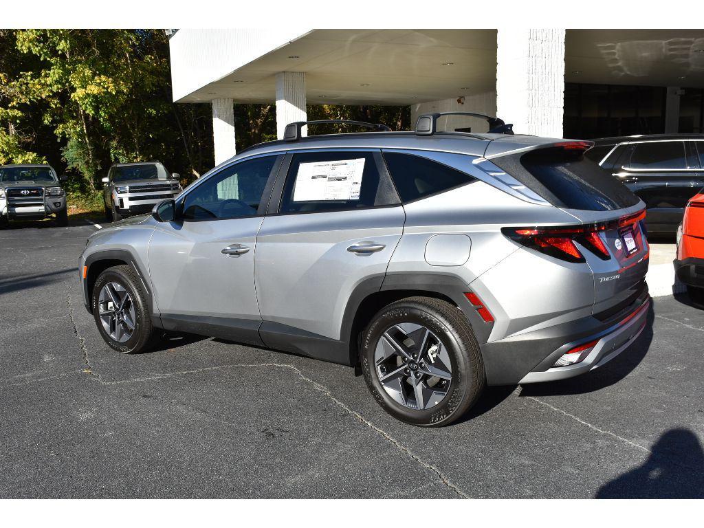 new 2026 Hyundai Tucson car, priced at $33,000