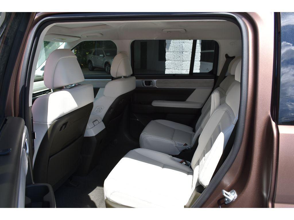 new 2025 Hyundai SANTA FE HEV car, priced at $49,323