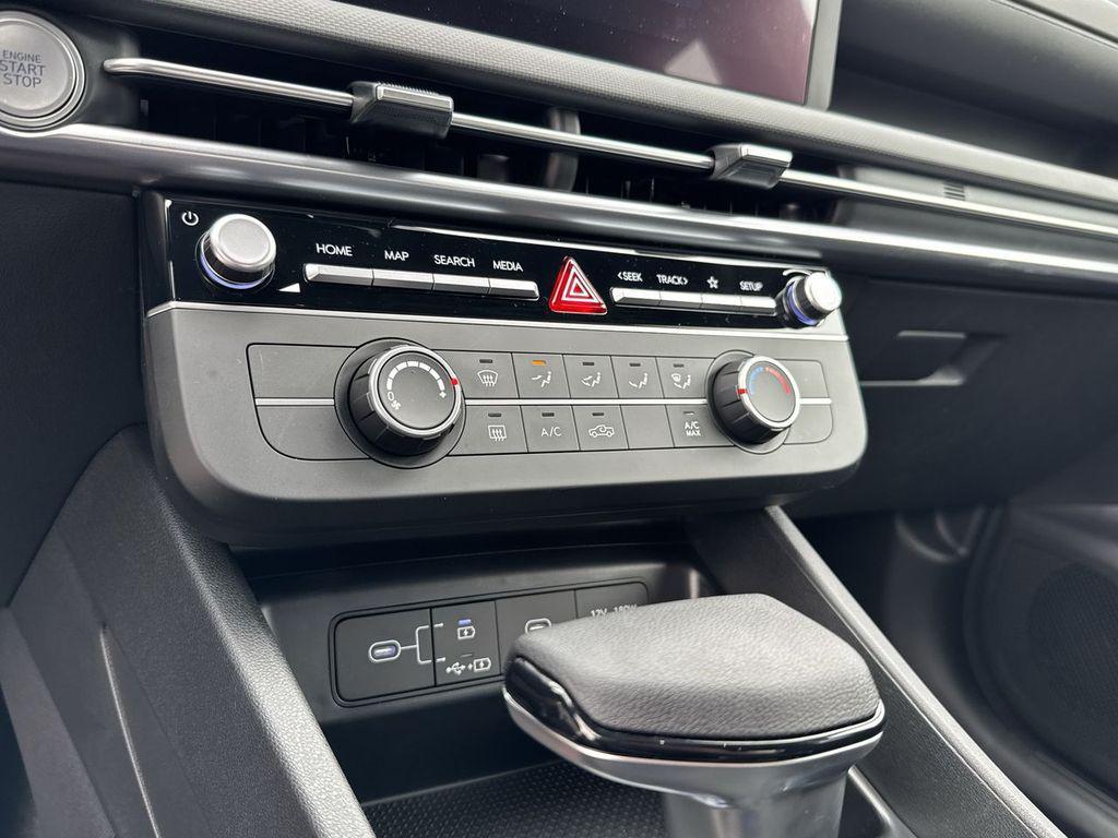 new 2025 Hyundai SANTA CRUZ car, priced at $31,662