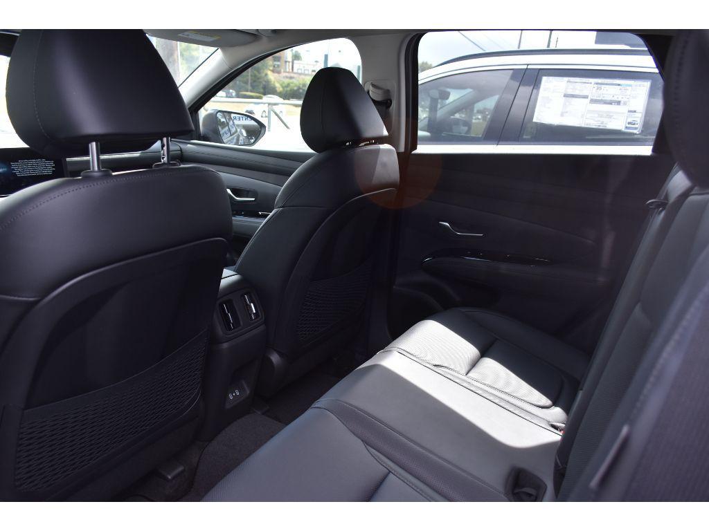 new 2025 Hyundai TUCSON Hybrid car, priced at $42,292