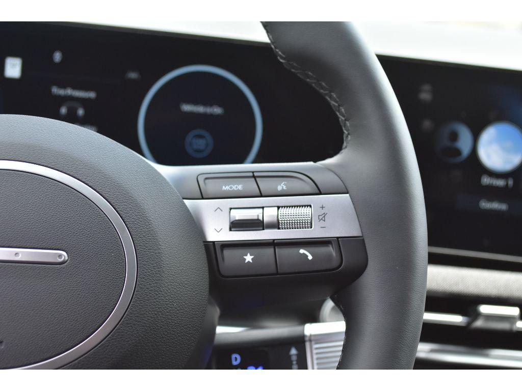 new 2025 Hyundai TUCSON Hybrid car, priced at $42,292