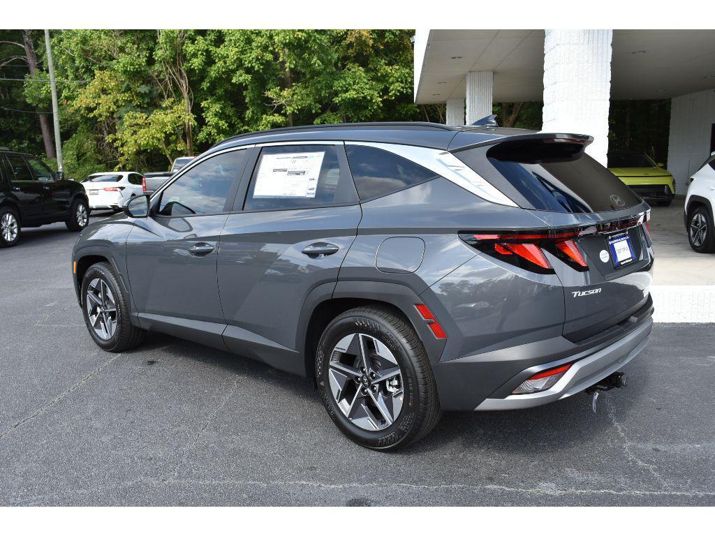 new 2025 Hyundai Tucson car, priced at $32,154