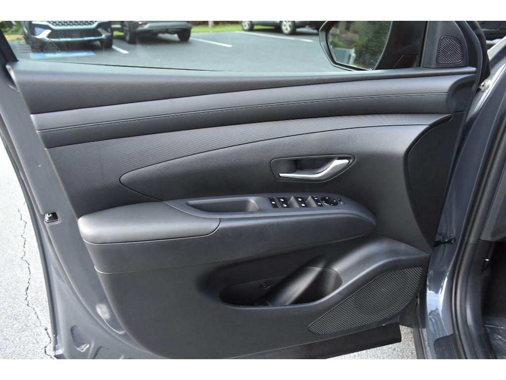 new 2025 Hyundai Tucson car, priced at $32,154