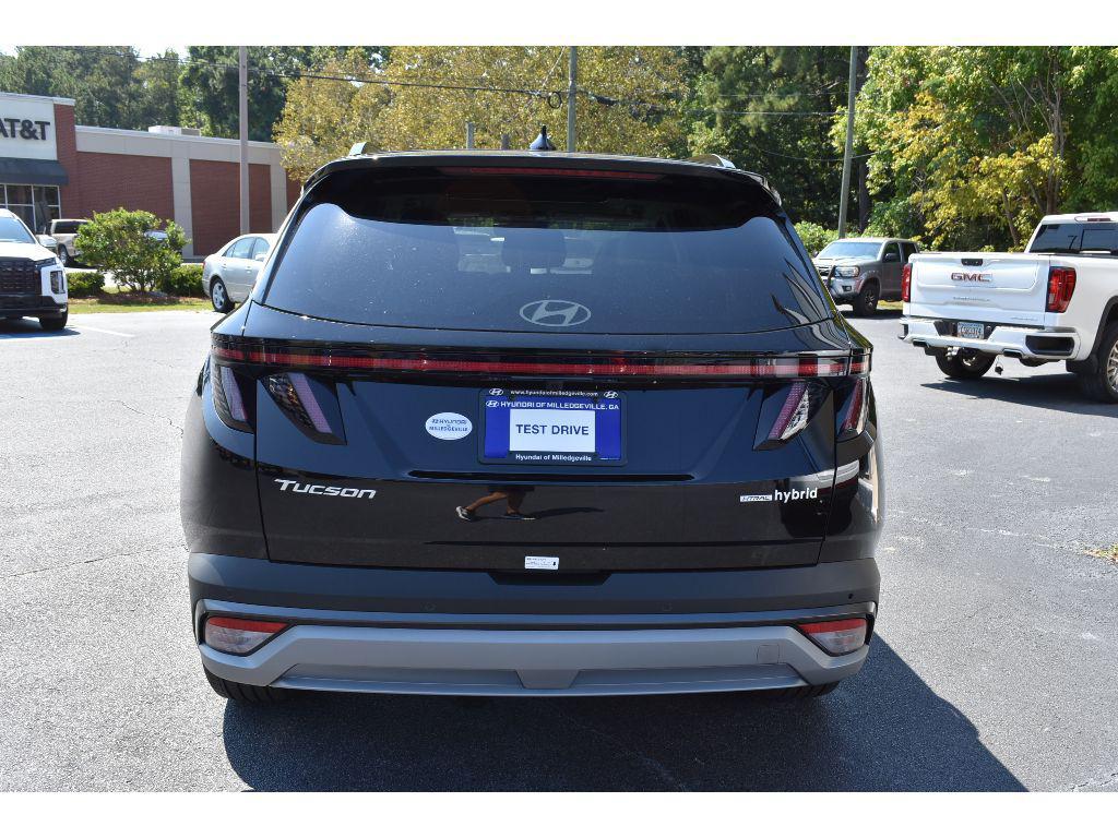 new 2025 Hyundai TUCSON Hybrid car, priced at $42,262