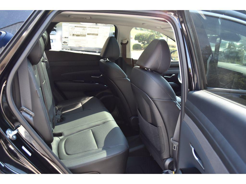 new 2025 Hyundai TUCSON Hybrid car, priced at $42,262