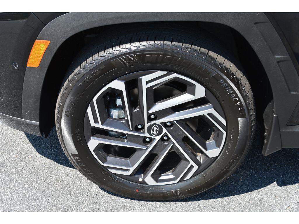 new 2025 Hyundai TUCSON Hybrid car, priced at $42,262