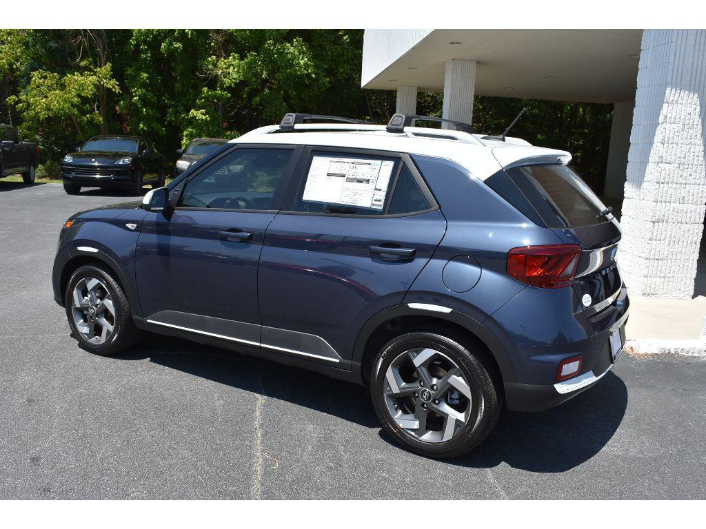 new 2025 Hyundai Venue car, priced at $25,118