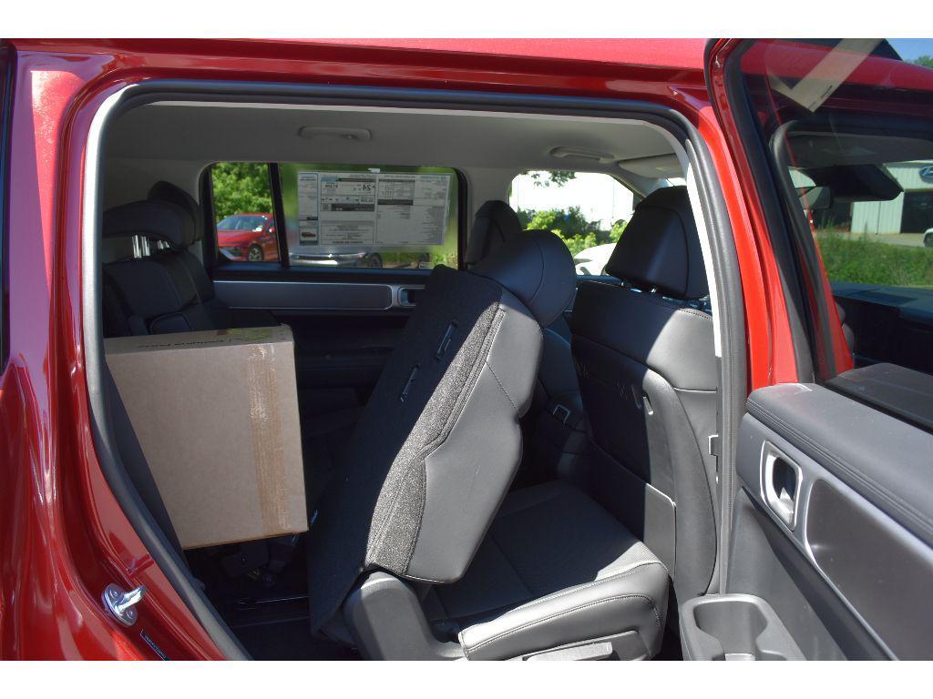 new 2025 Hyundai Santa Fe car, priced at $37,750