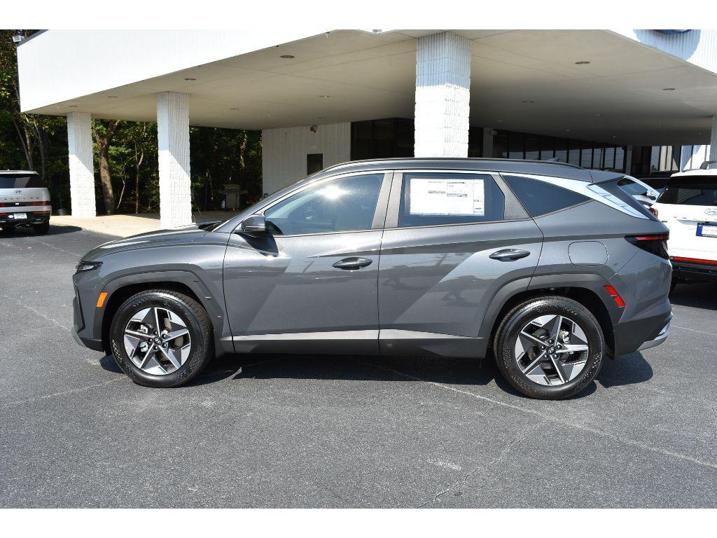 new 2025 Hyundai Tucson car, priced at $34,359