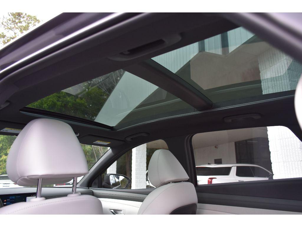 new 2025 Hyundai TUCSON Hybrid car, priced at $43,141