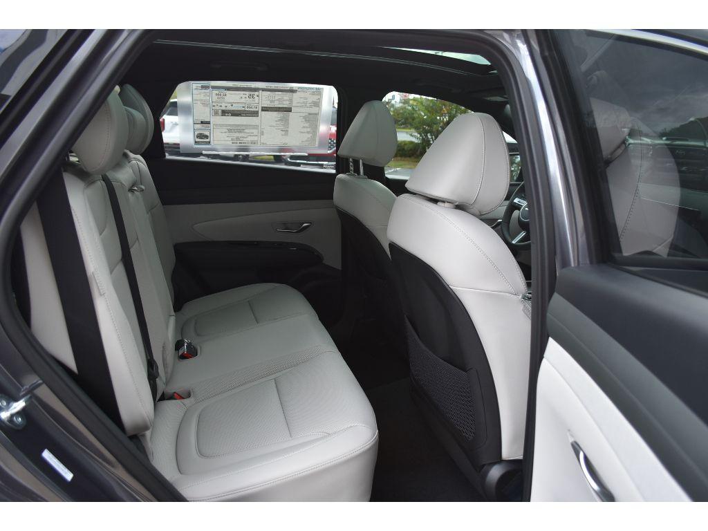 new 2025 Hyundai TUCSON Hybrid car, priced at $43,141