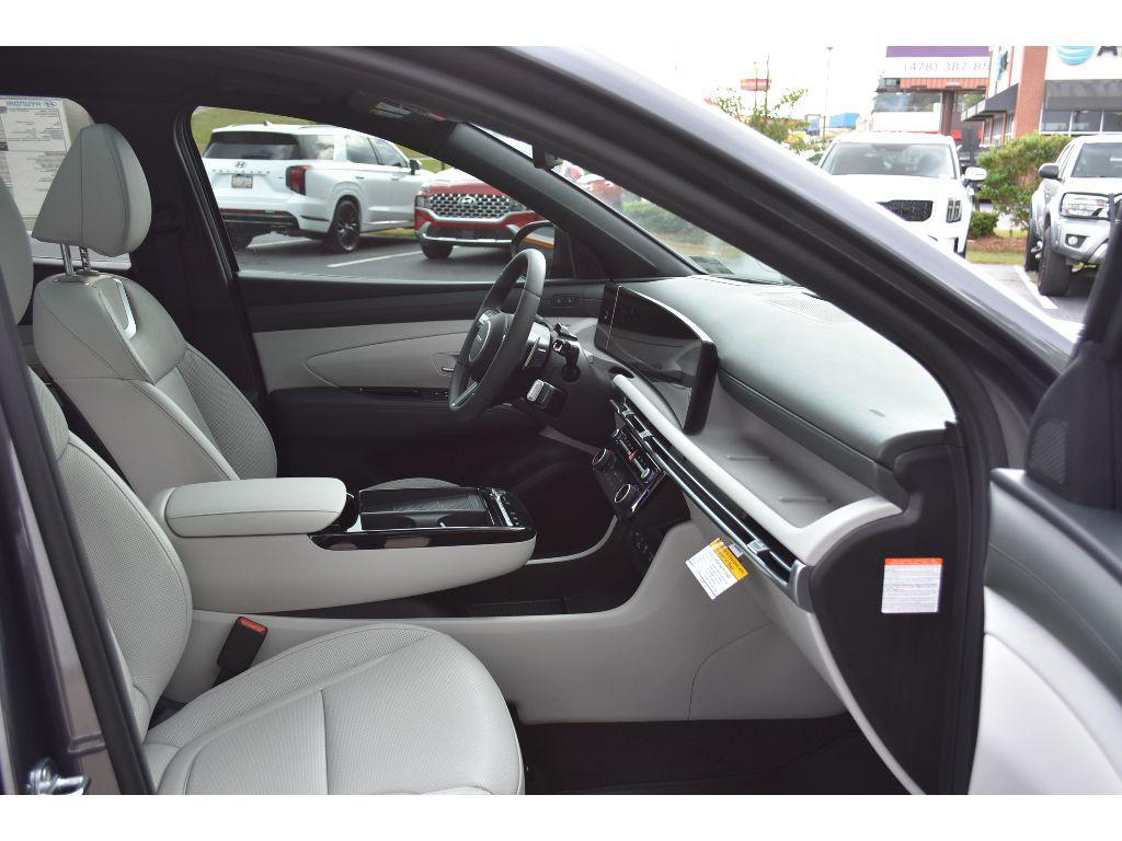 new 2025 Hyundai TUCSON Hybrid car, priced at $43,141