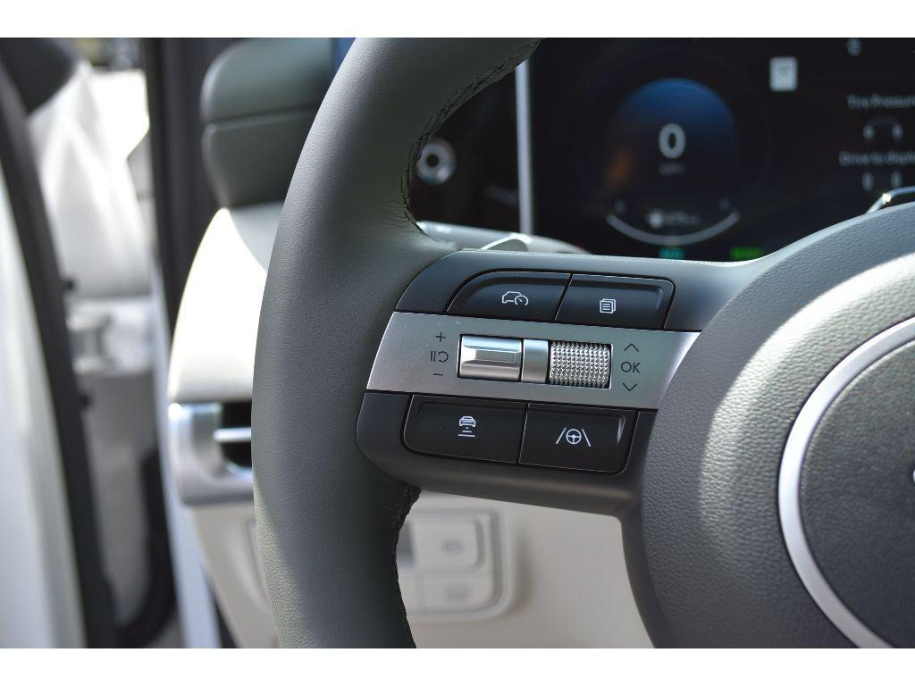 new 2025 Hyundai TUCSON Hybrid car, priced at $42,758