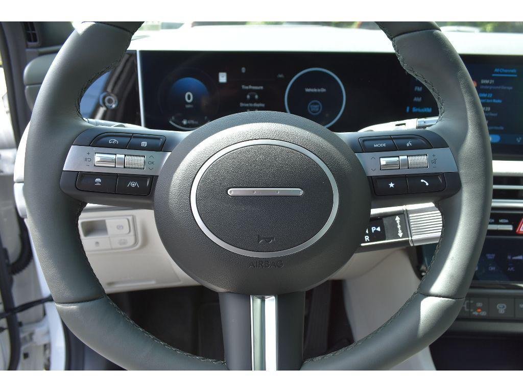 new 2025 Hyundai TUCSON Hybrid car, priced at $42,758