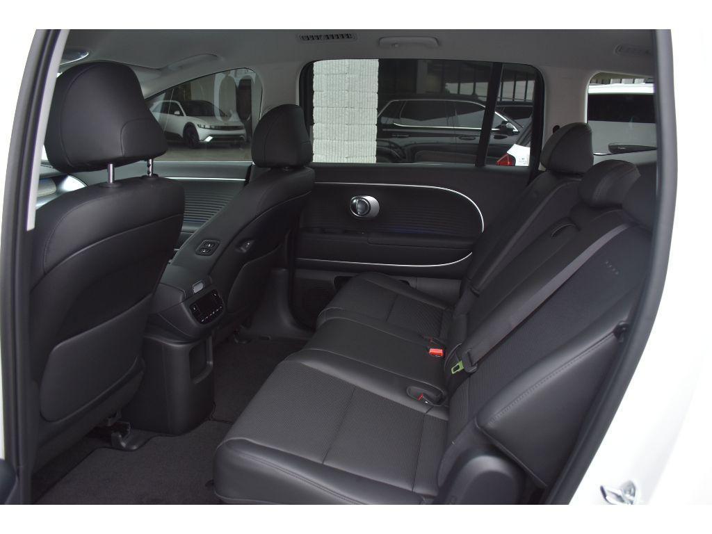 new 2026 Hyundai IONIQ 9 car, priced at $69,135