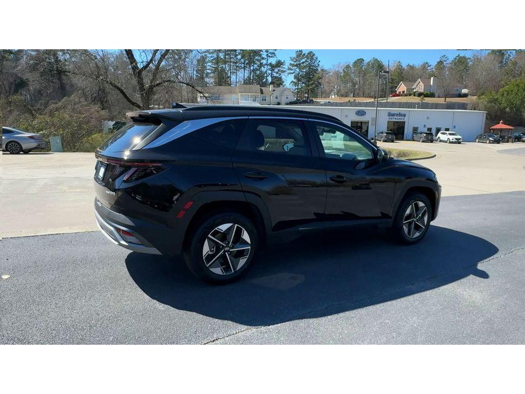 new 2025 Hyundai TUCSON Hybrid car, priced at $37,126