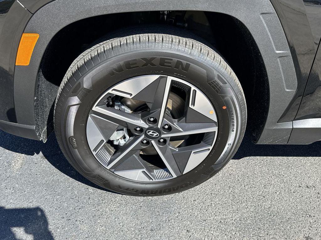 new 2025 Hyundai TUCSON Hybrid car, priced at $37,126