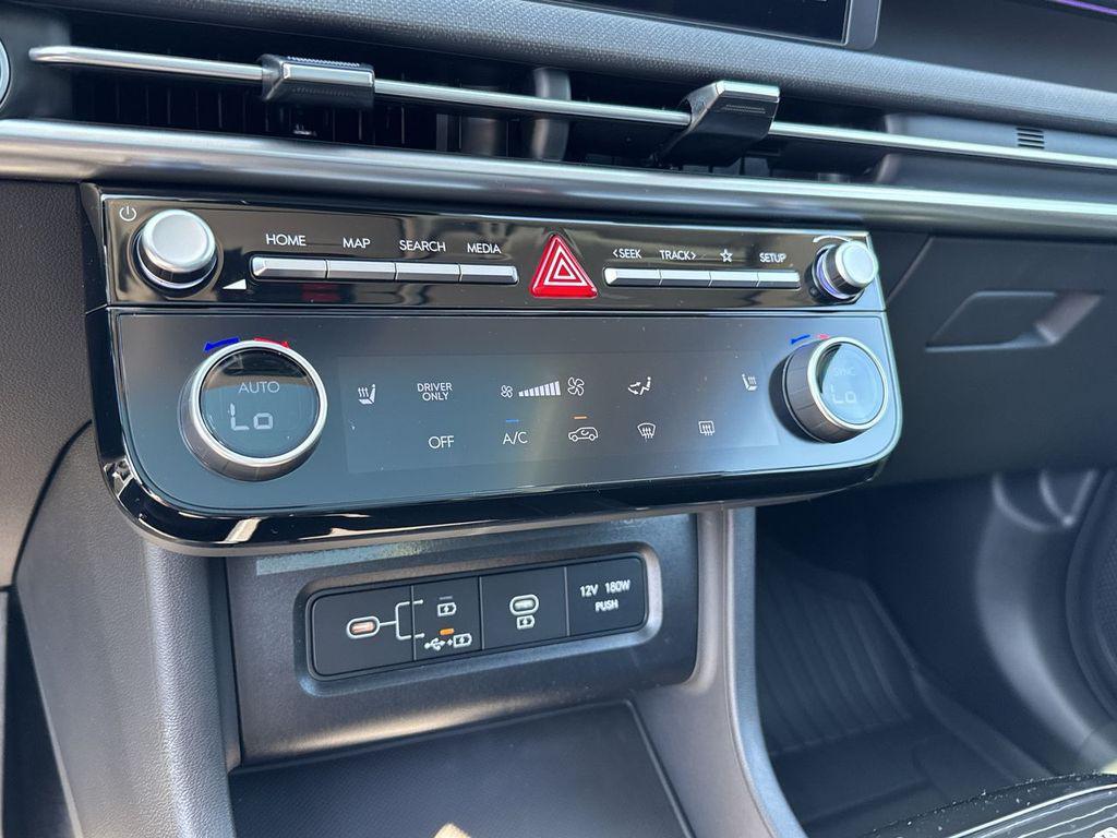 new 2025 Hyundai TUCSON Hybrid car, priced at $37,126