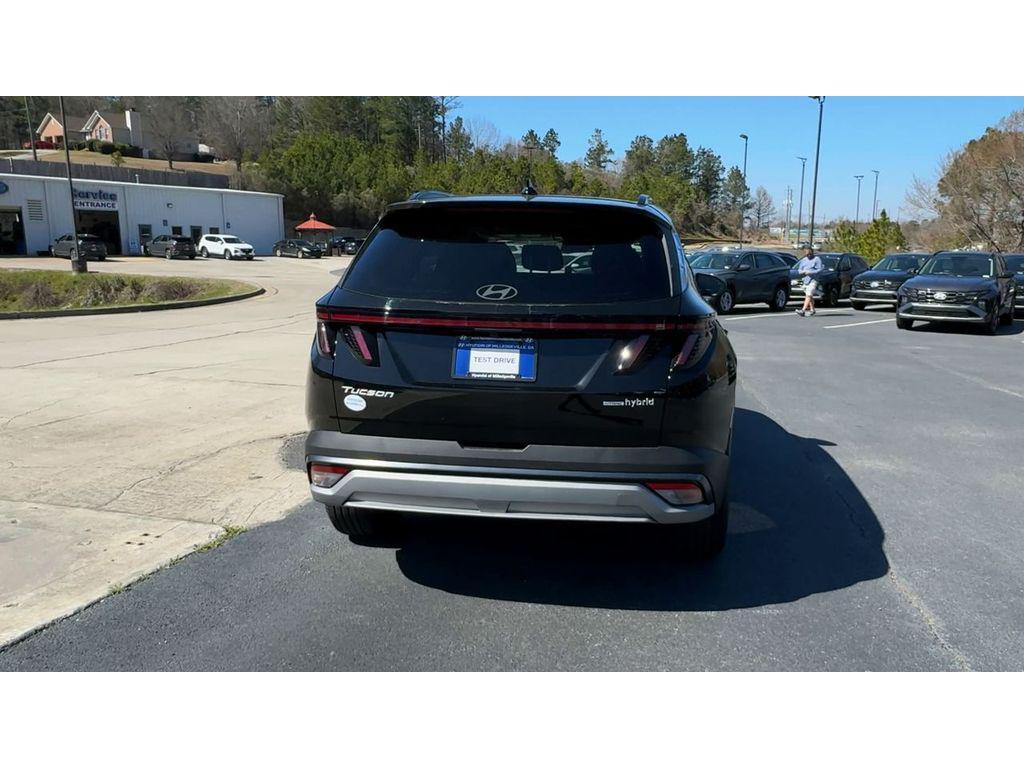 new 2025 Hyundai TUCSON Hybrid car, priced at $37,126