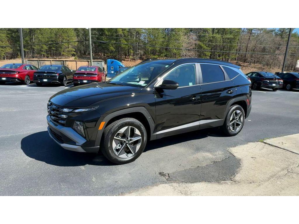 new 2025 Hyundai TUCSON Hybrid car, priced at $37,126