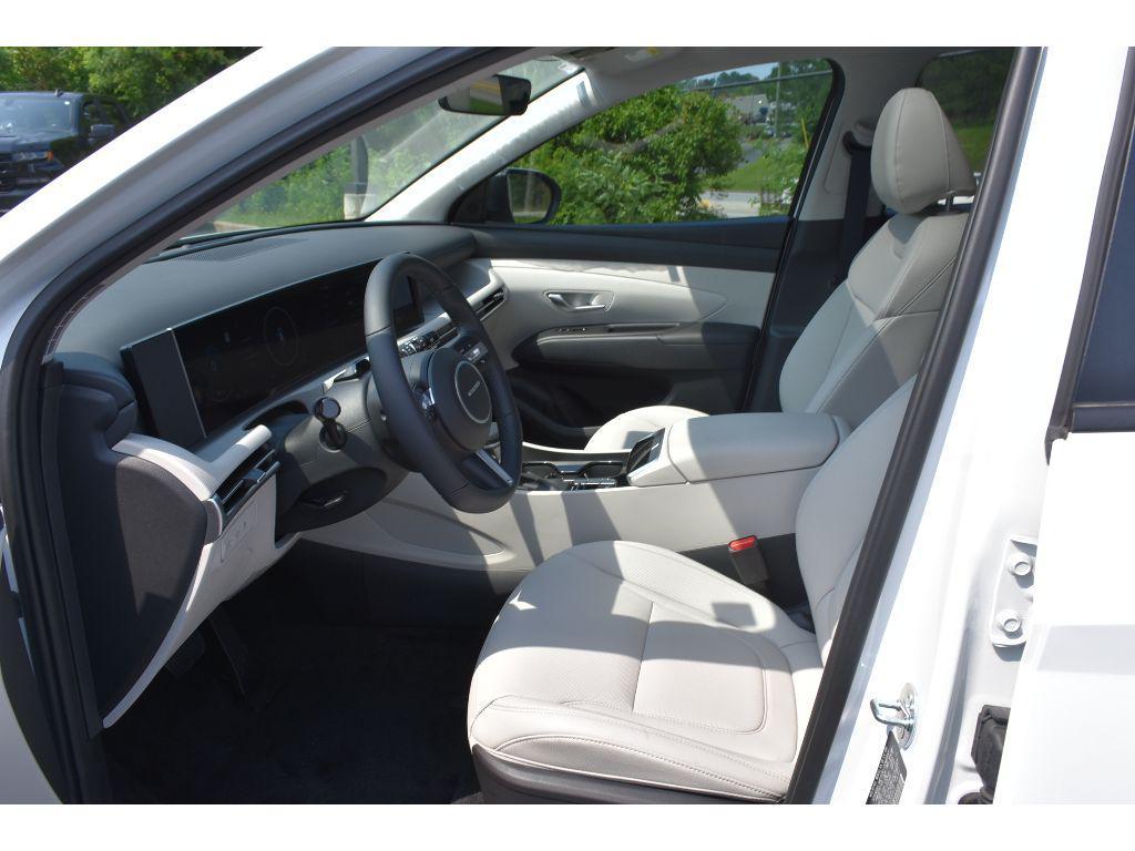 new 2025 Hyundai Tucson car, priced at $33,820