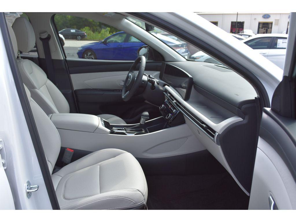 new 2025 Hyundai Tucson car, priced at $33,820