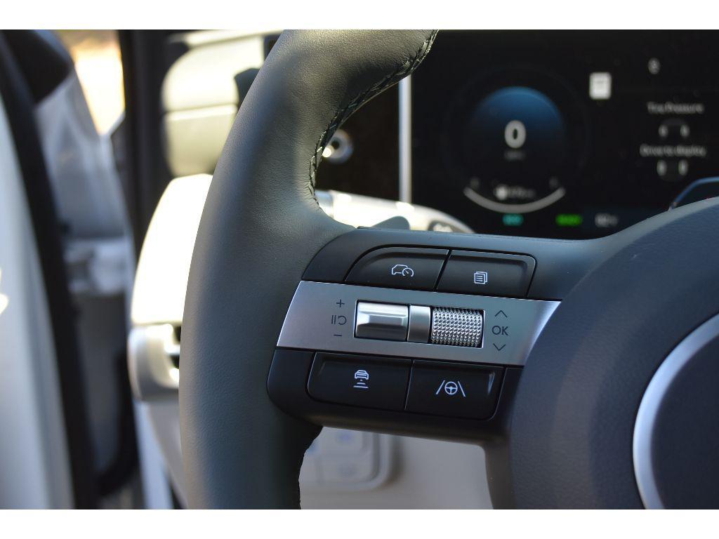 new 2025 Hyundai TUCSON Hybrid car, priced at $42,758