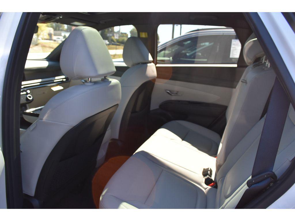 new 2025 Hyundai TUCSON Hybrid car, priced at $42,758