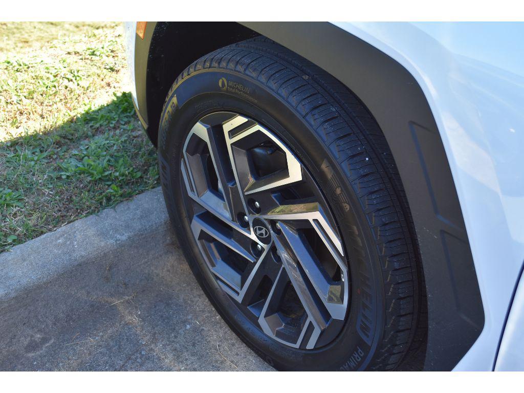 new 2025 Hyundai TUCSON Hybrid car, priced at $42,758