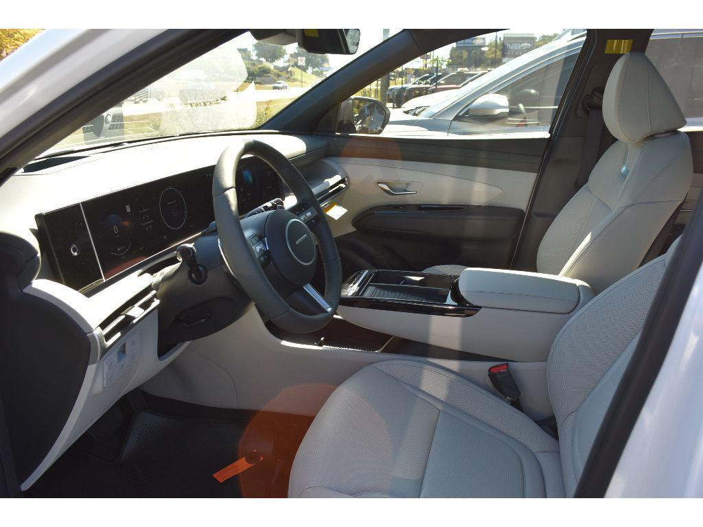 new 2025 Hyundai TUCSON Hybrid car, priced at $42,758
