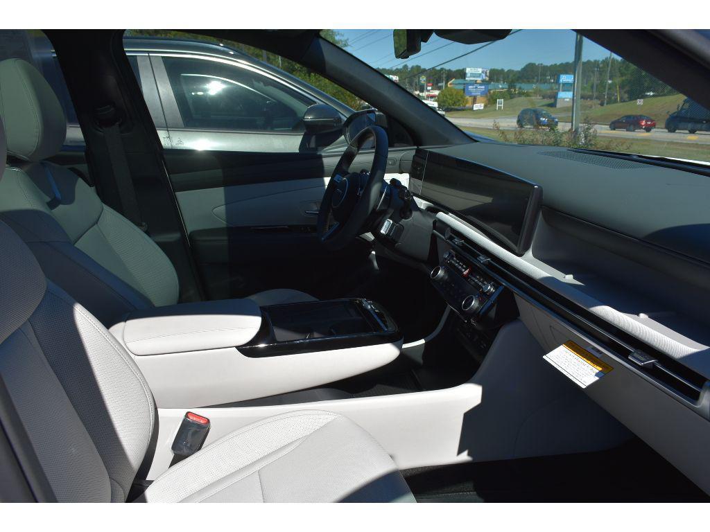 new 2025 Hyundai TUCSON Hybrid car, priced at $42,758
