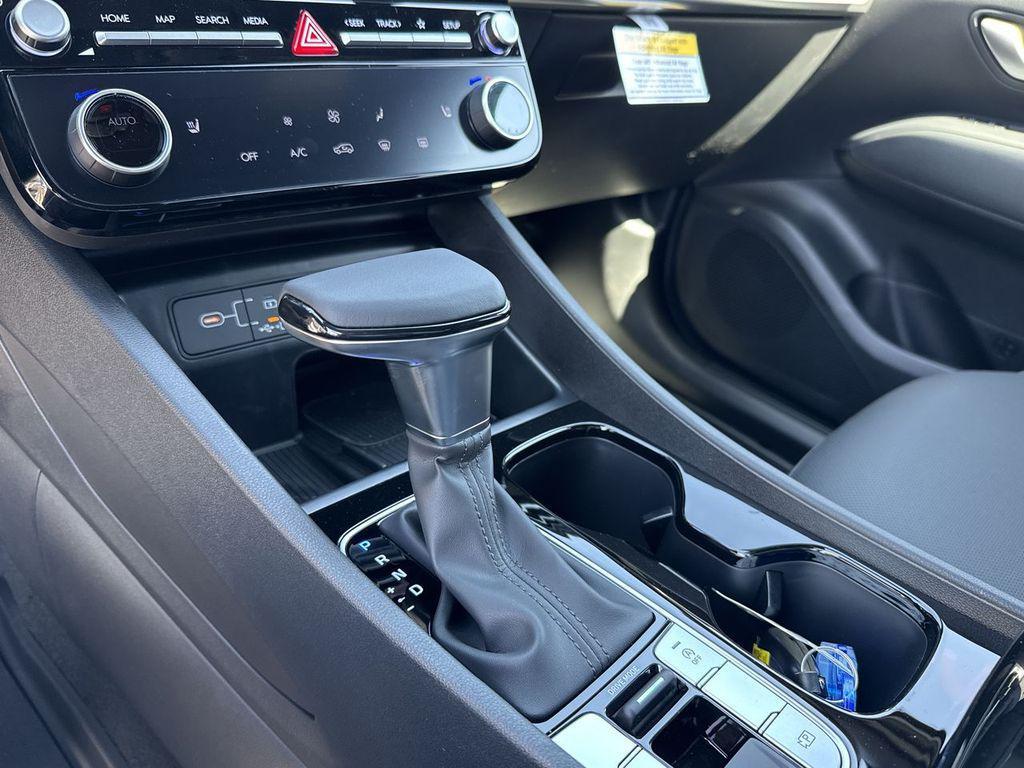 new 2025 Hyundai Tucson car, priced at $34,171