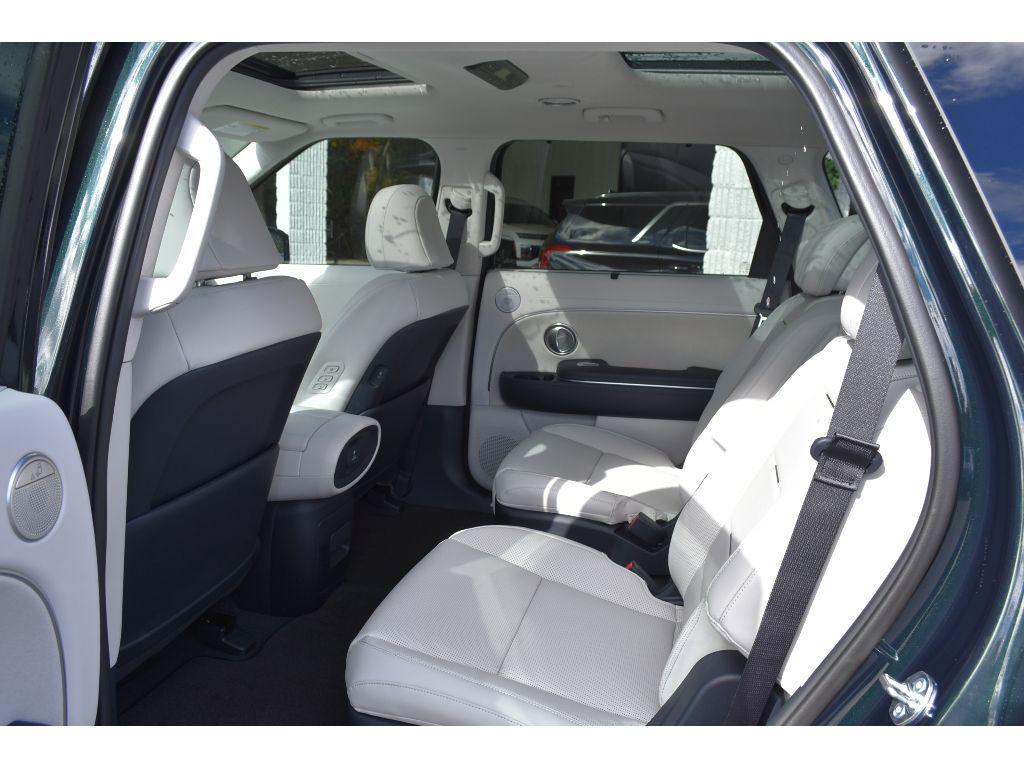 new 2026 Hyundai Palisade Hybrid car, priced at $59,125